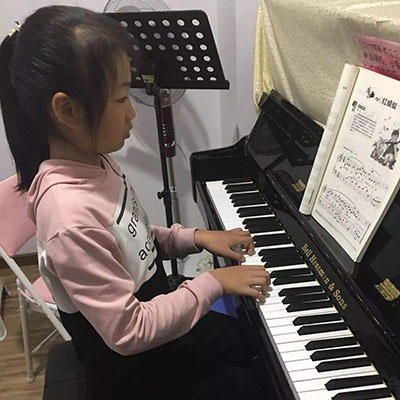 幸福樹少兒美術