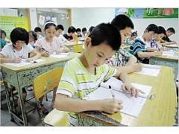 亮點教育加盟
