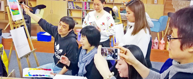 八哥美術學校加盟