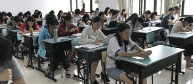 四季教育加盟
