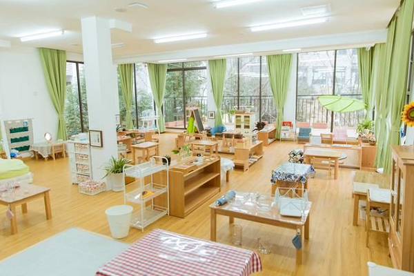 蒙特梭利幼兒園
